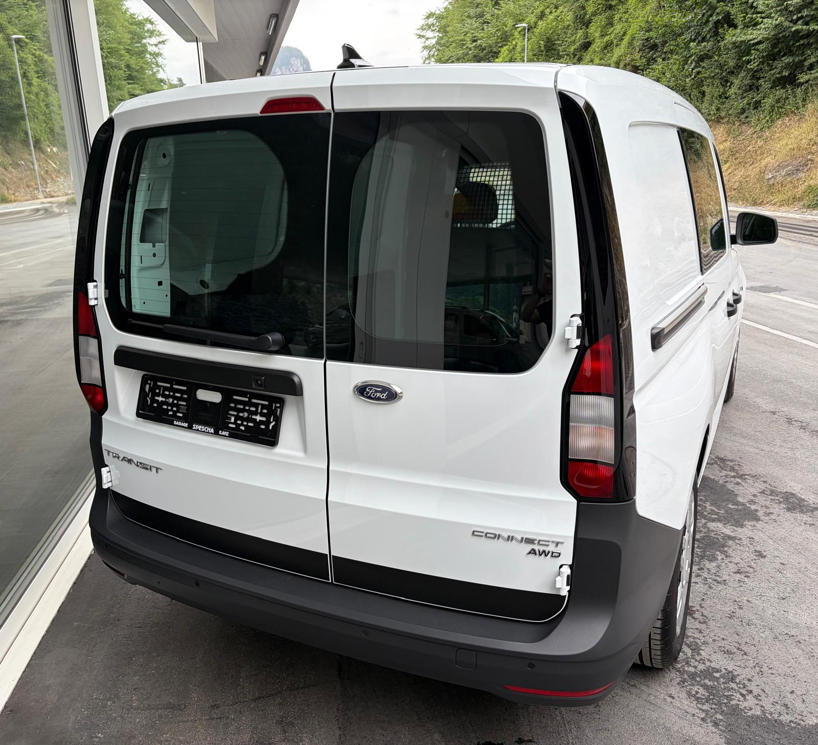 FORD Grand Transit Connect Kasten 2.0 EcoBlue Trend AWD-image-4