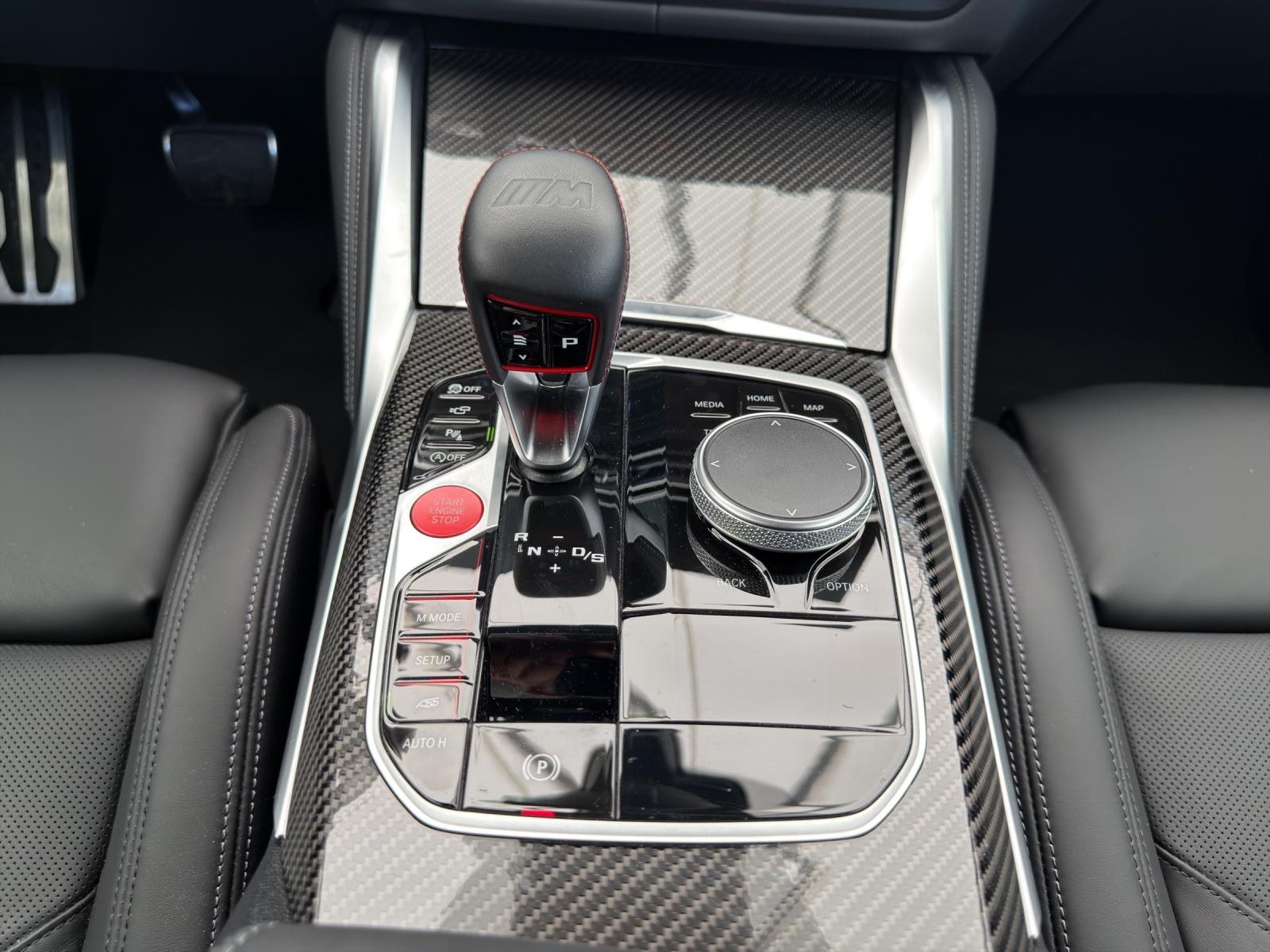 BMW M4 Coupé Competition M xDrive (CH)-image-14