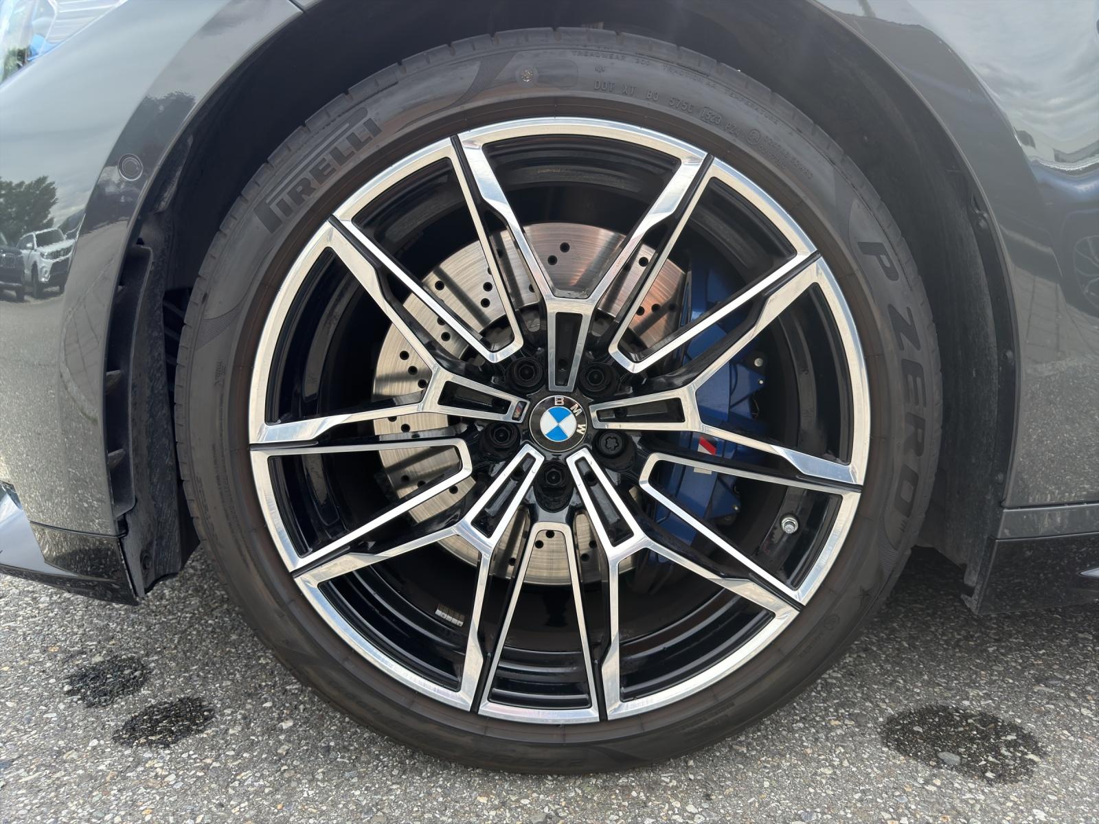 BMW M4 Coupé Competition M xDrive (CH)-image-8
