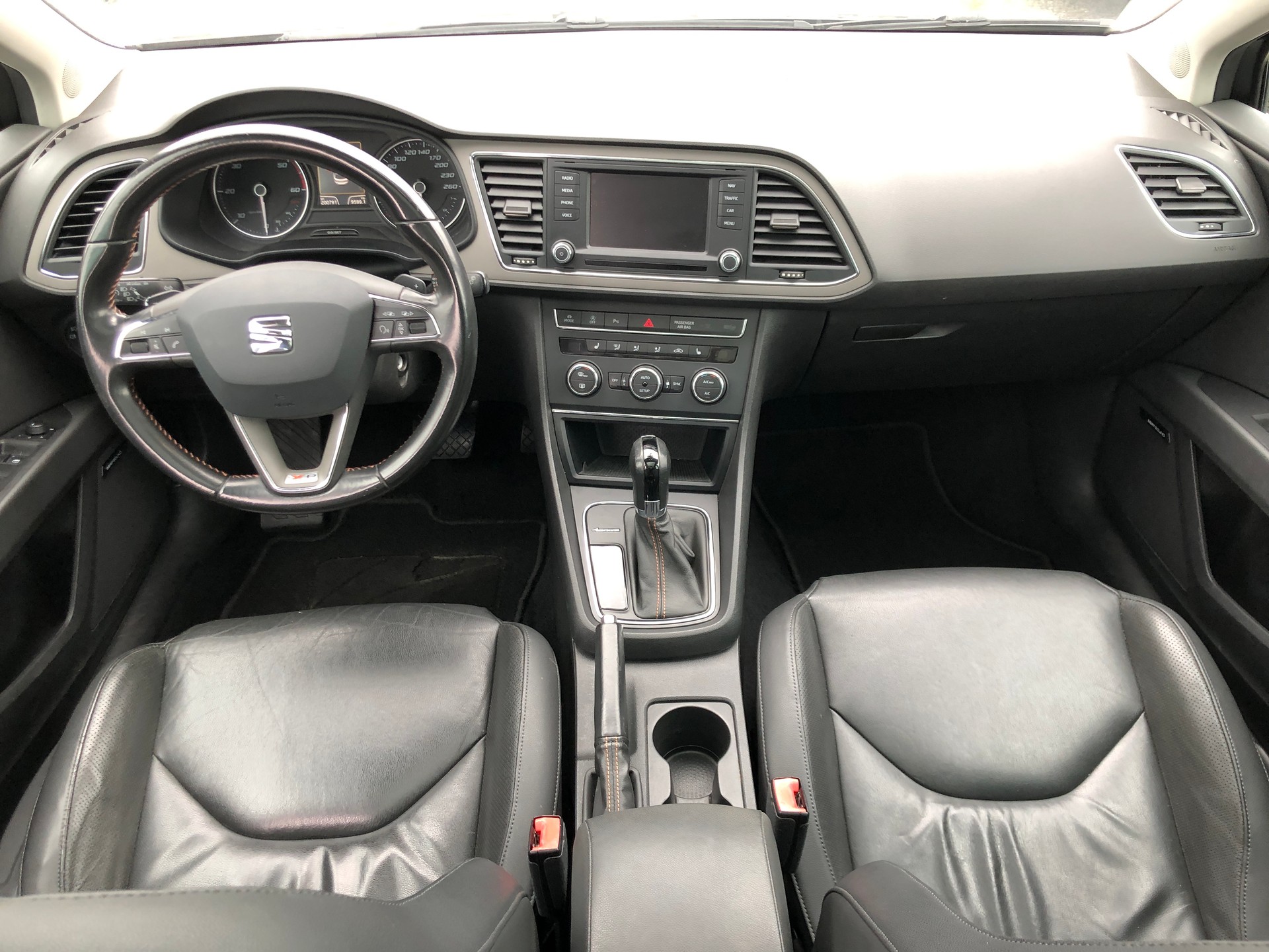 SEAT ST 2.0 TDI X-Perience 4Drive DSG-image-9