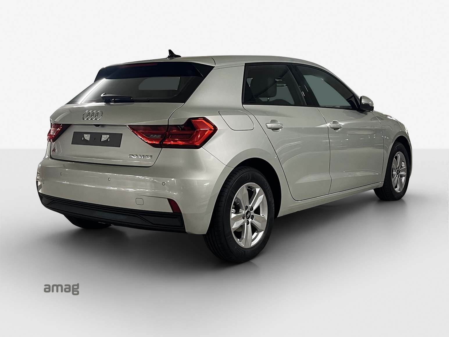 AUDI A1 Sportback 30 TFSI Attraction S-tronic-image-4