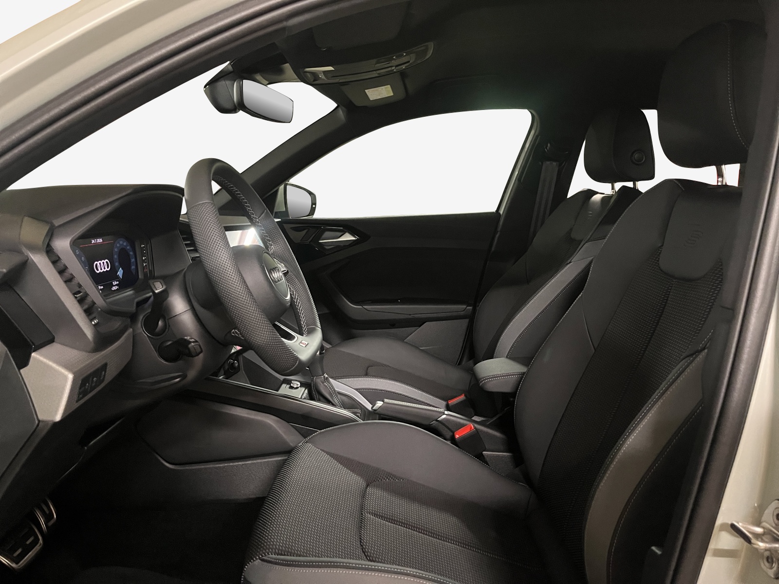 AUDI A1 Sportback 30 TFSI Attraction S-tronic-image-7