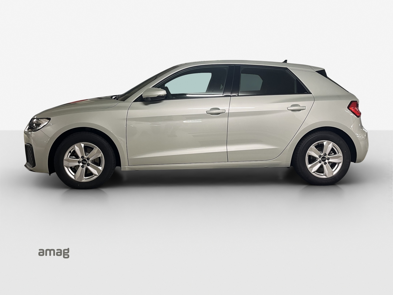 AUDI A1 Sportback 30 TFSI Attraction S-tronic-image-1