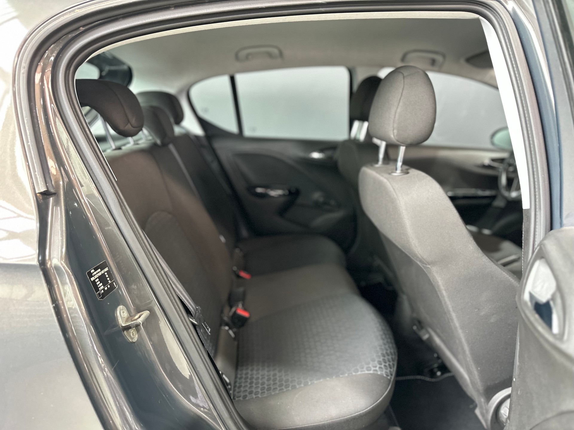 OPEL Corsa 1.4 TP Color Edition Easytronic-image-13