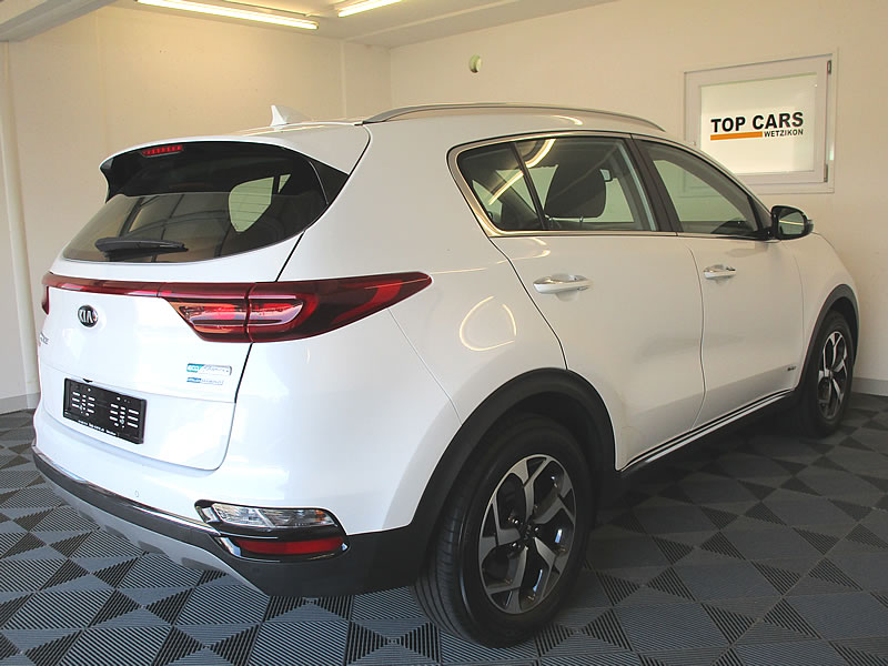 KIA Sportage 1.6CRDi Mild Hybrid Power 25 4WD Automat-image-4