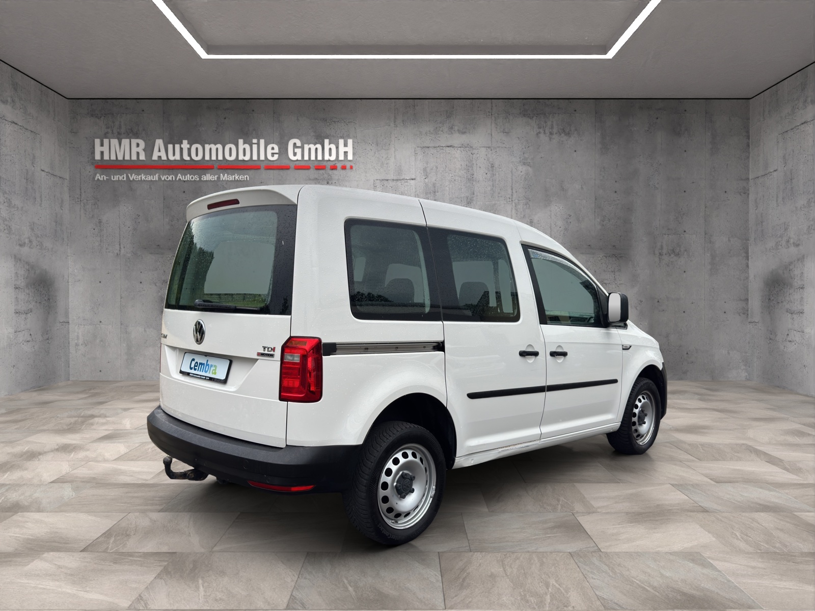 VW Caddy 2.0TDI 4Motion BlueMotion Technology-image-2