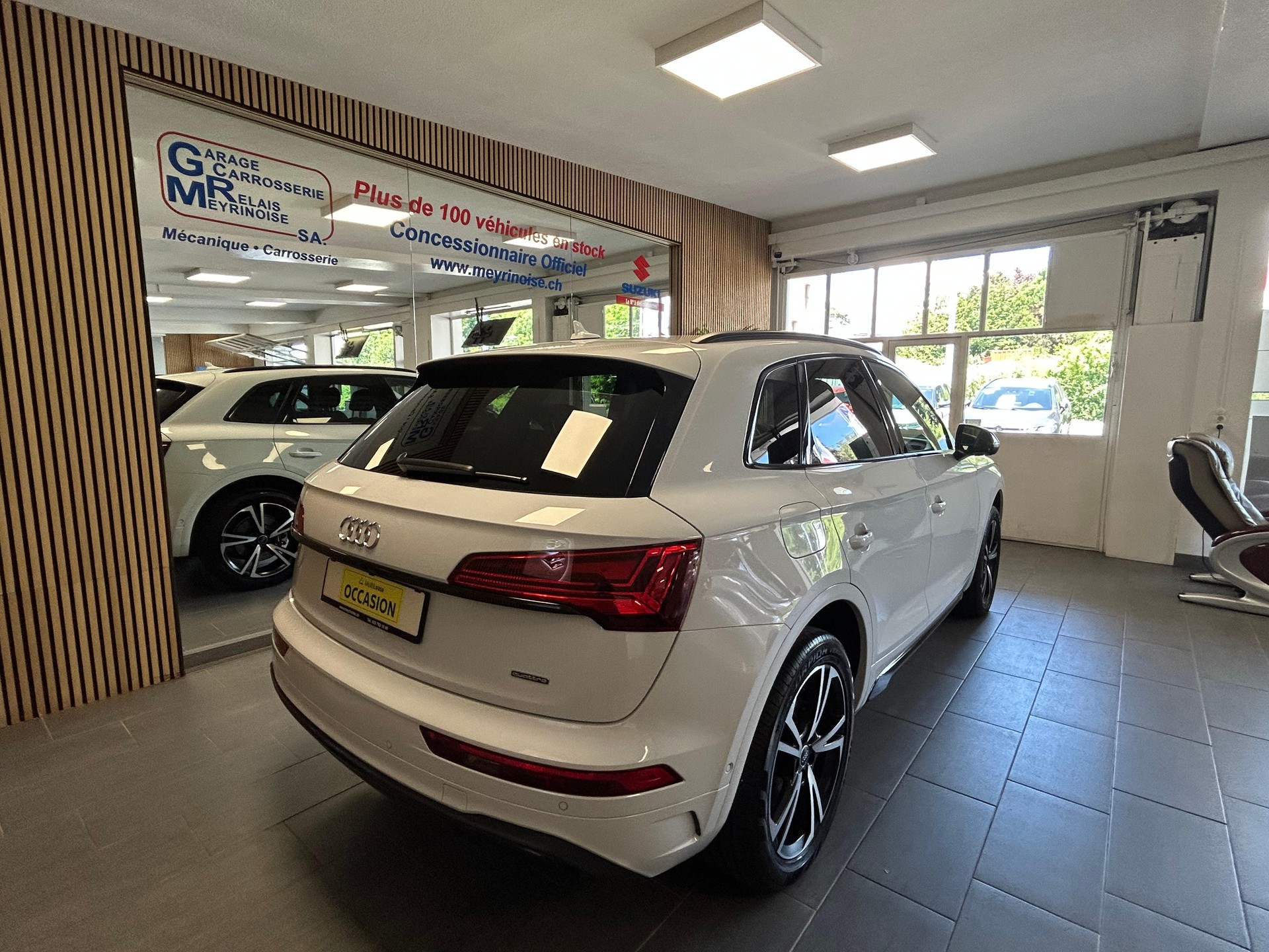AUDI Q5 2.0 40 TDI S-Line quattro S-Tronic-image-6