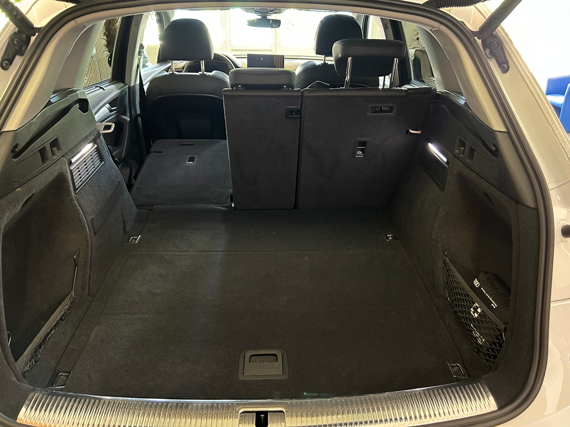 AUDI Q5 2.0 40 TDI S-Line quattro S-Tronic-image-26