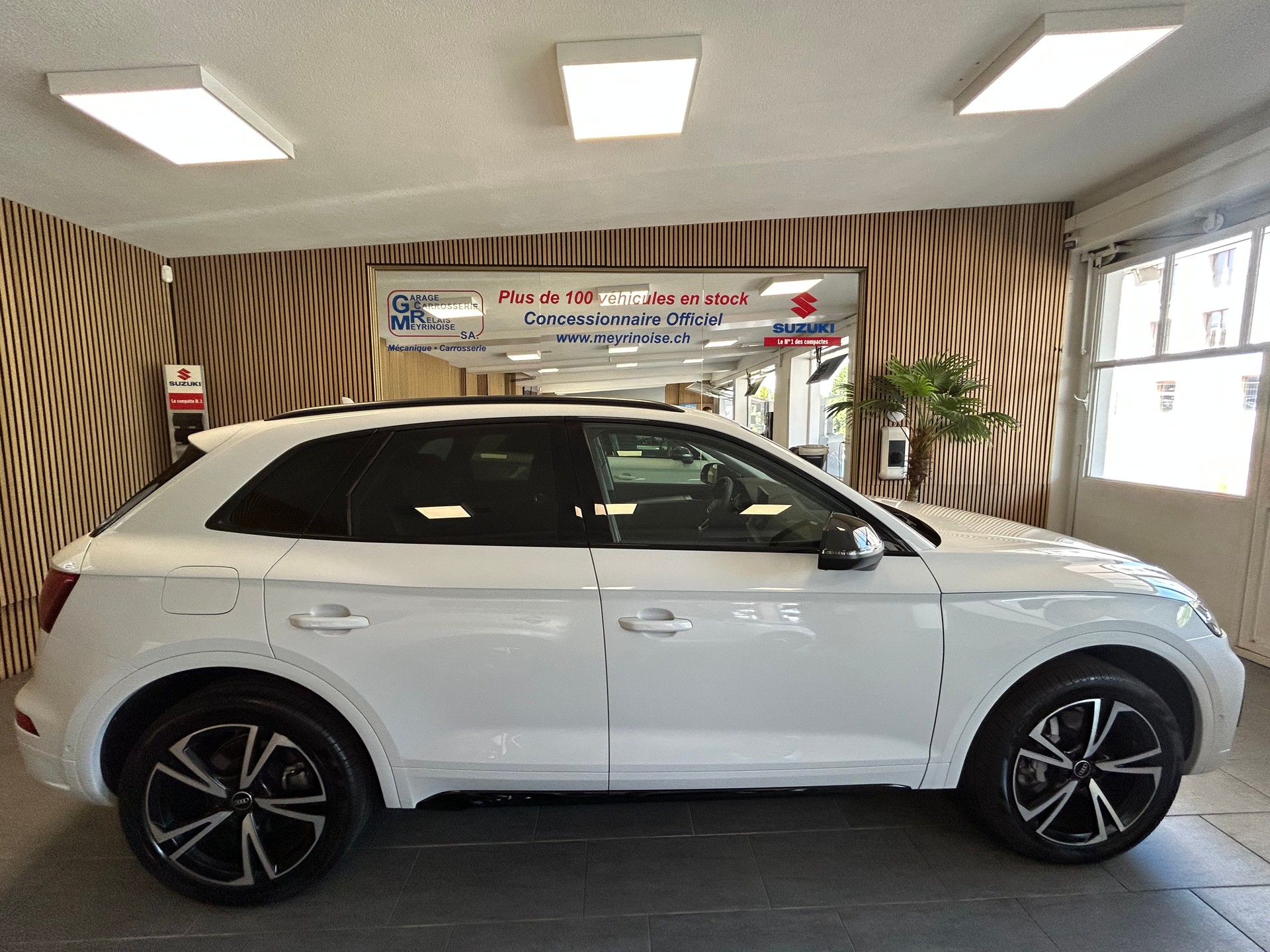 AUDI Q5 2.0 40 TDI S-Line quattro S-Tronic-image-0