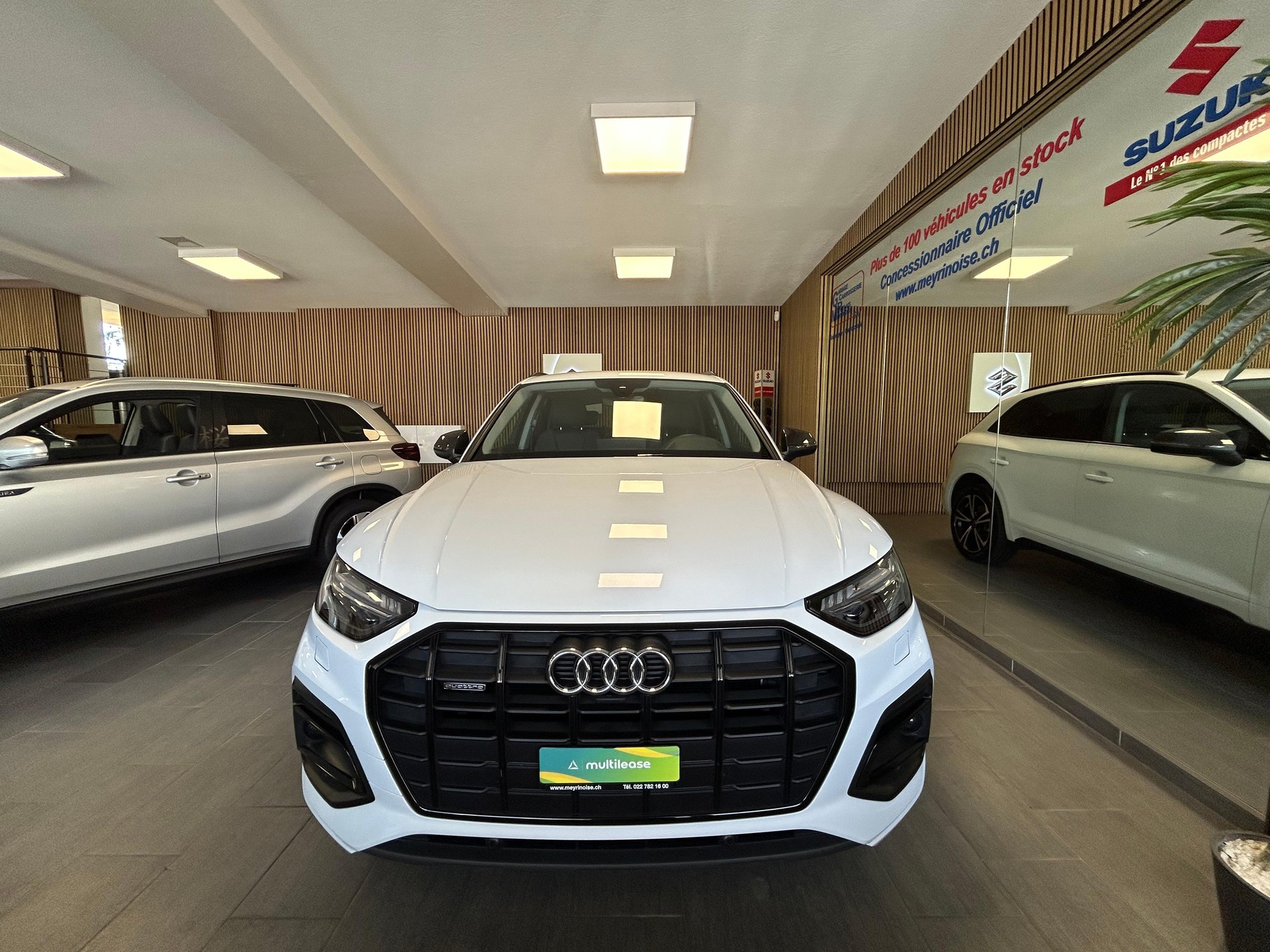 AUDI Q5 2.0 40 TDI S-Line quattro S-Tronic-image-2