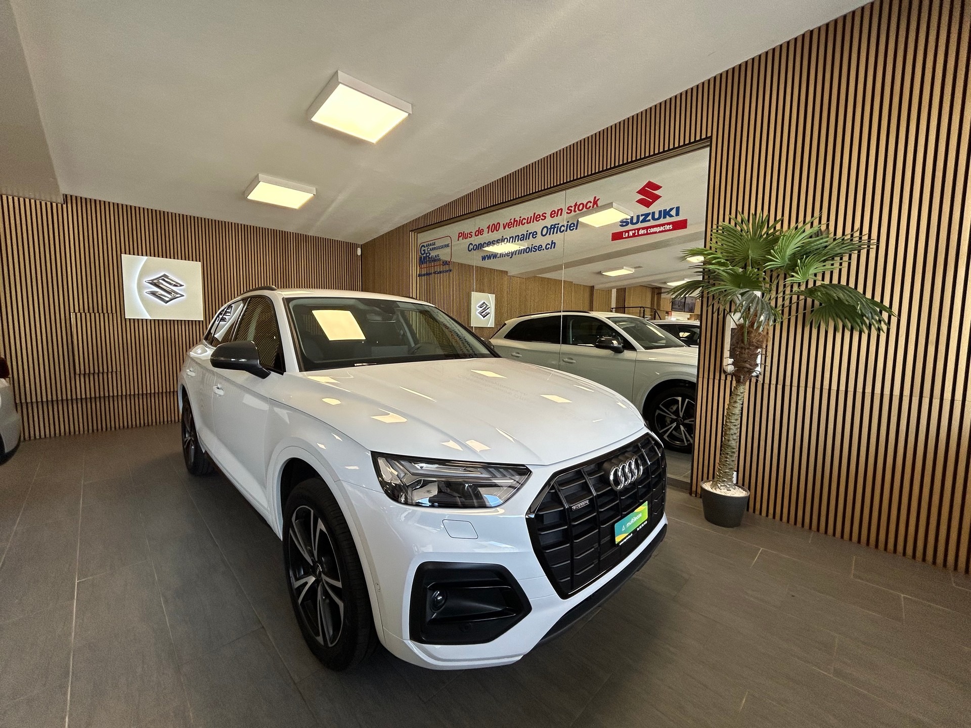 AUDI Q5 2.0 40 TDI S-Line quattro S-Tronic-image-1