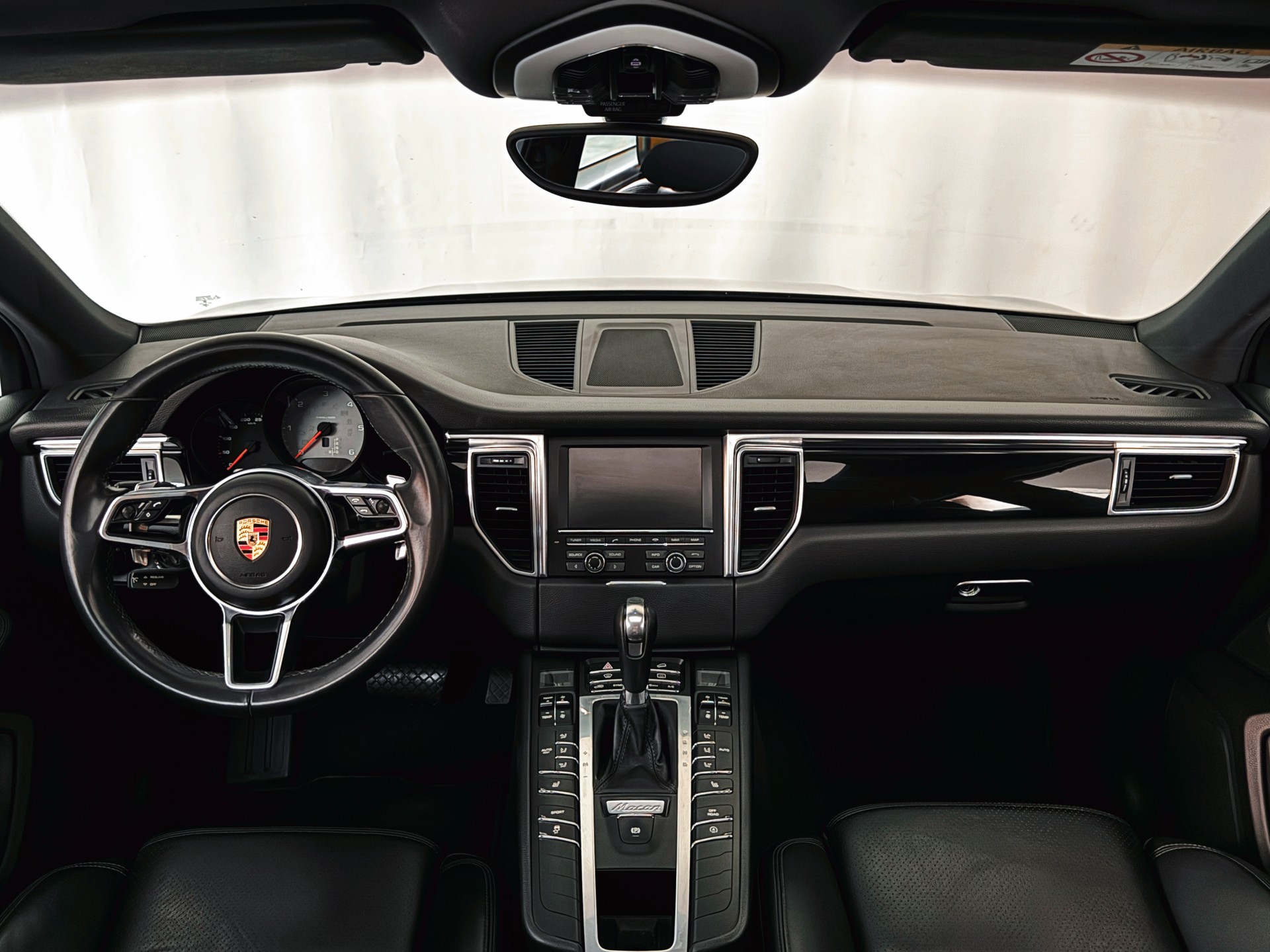 PORSCHE Macan S Diesel PDK-image-15