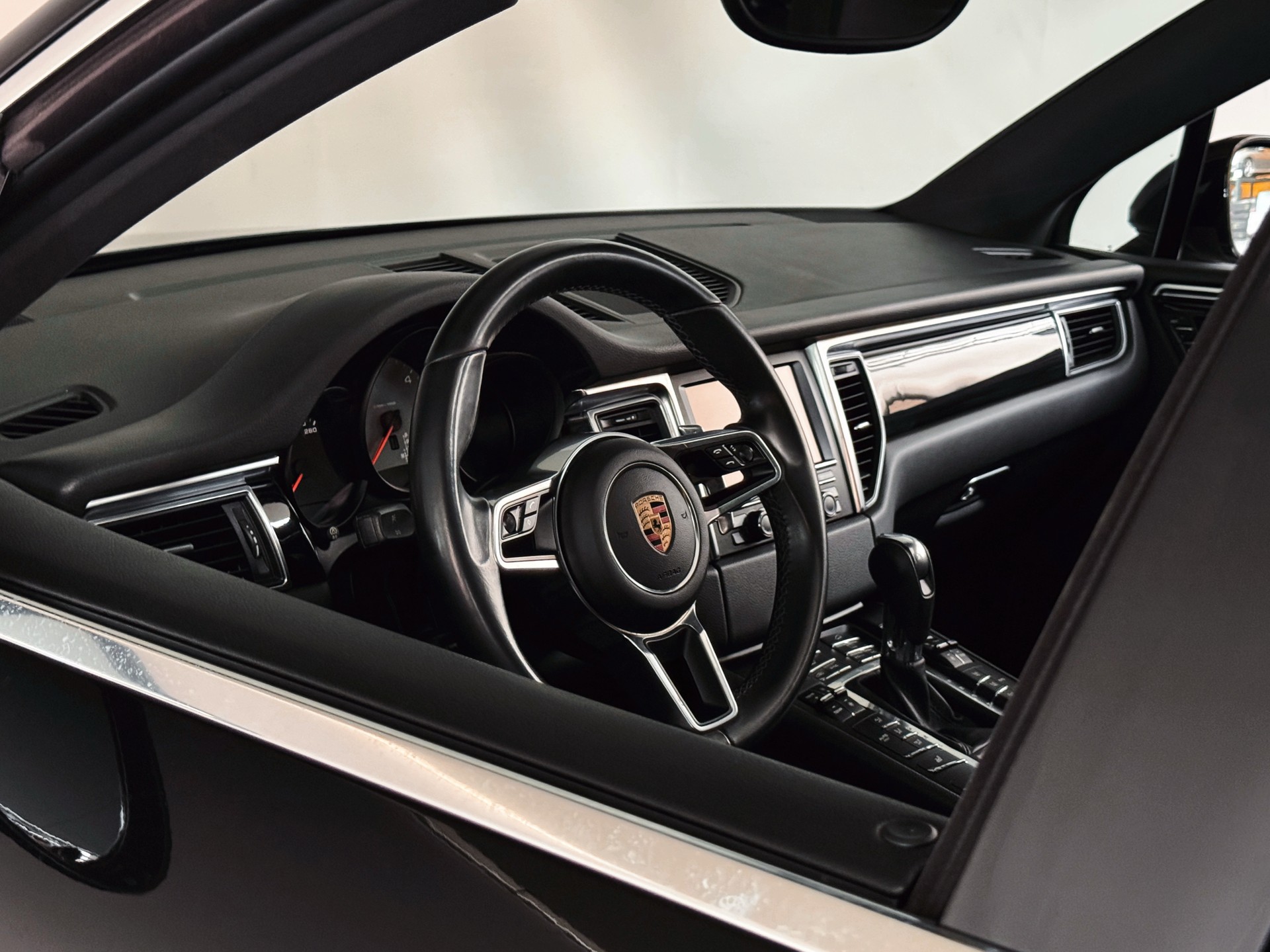 PORSCHE Macan S Diesel PDK-image-10