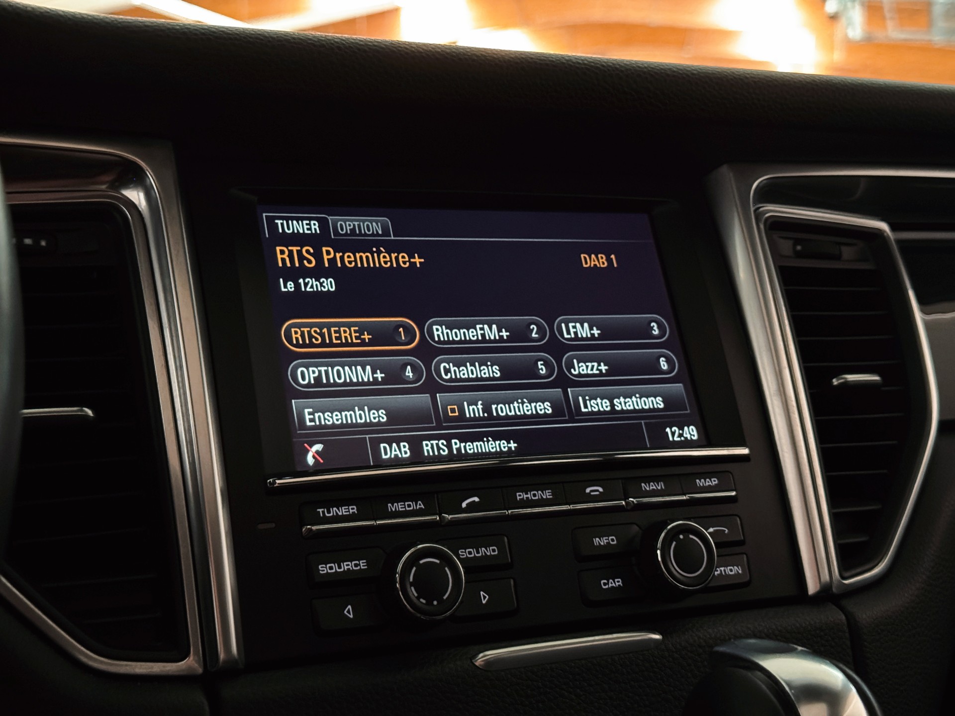PORSCHE Macan S Diesel PDK-image-25