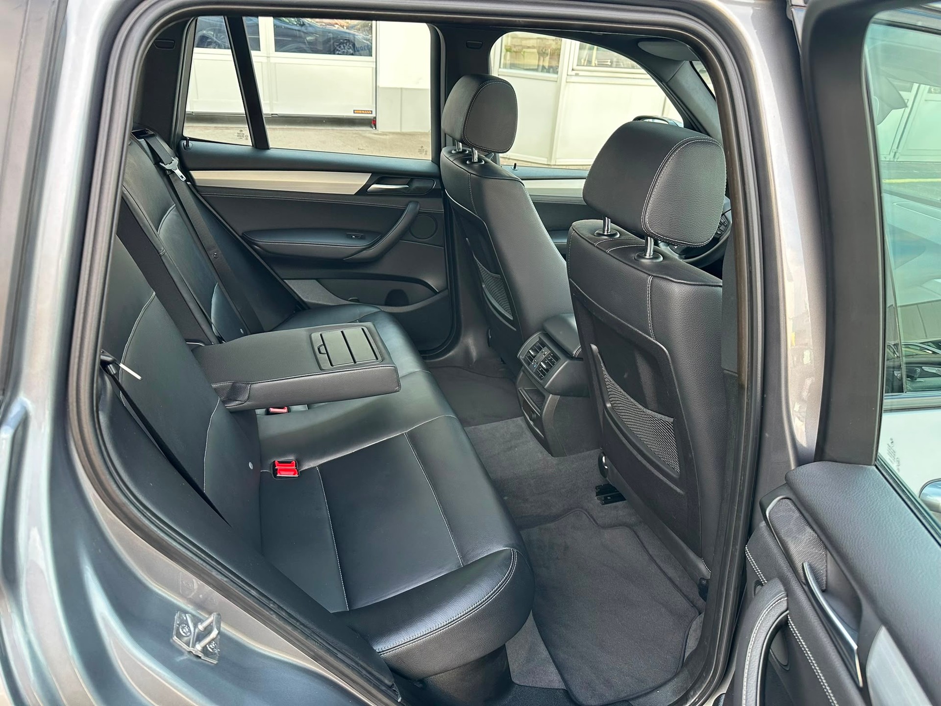 BMW X3 xDrive 20d Steptronic-image-11