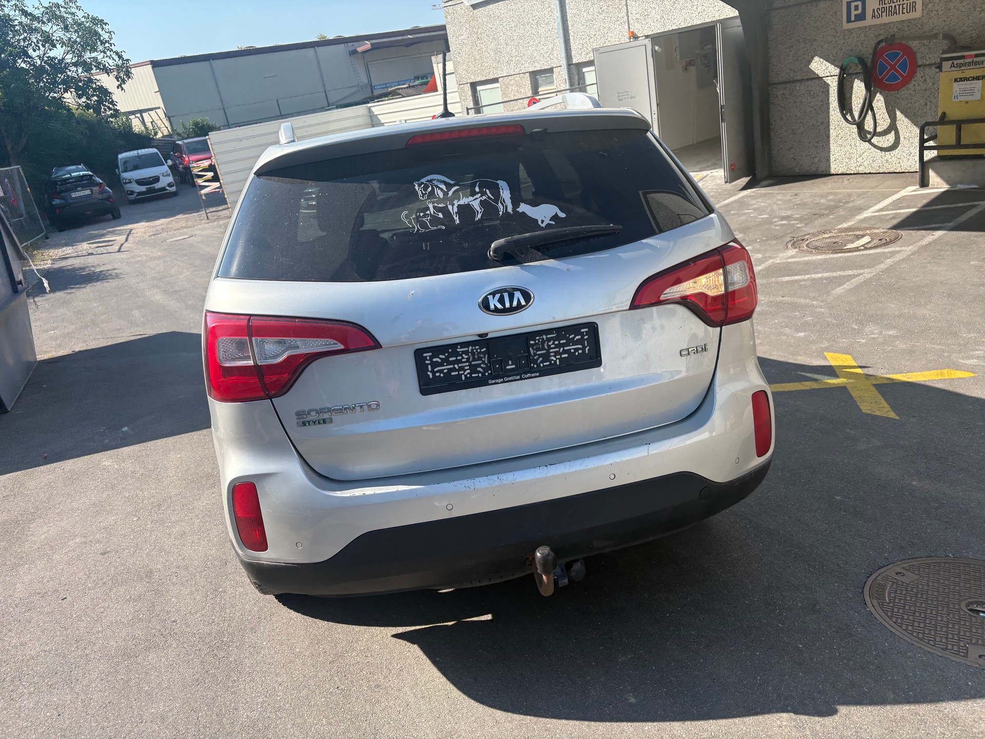 KIA Sorento 2.2 CRDI LX Automatic-image-12