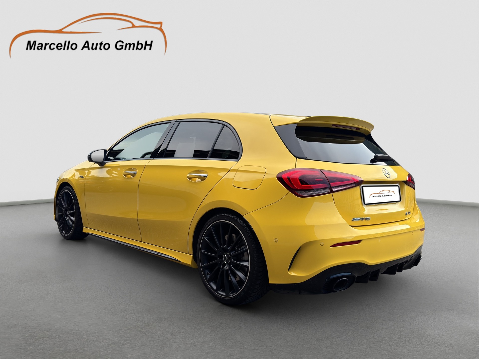 MERCEDES-BENZ A 35 AMG 4Matic Speedshift-image-14