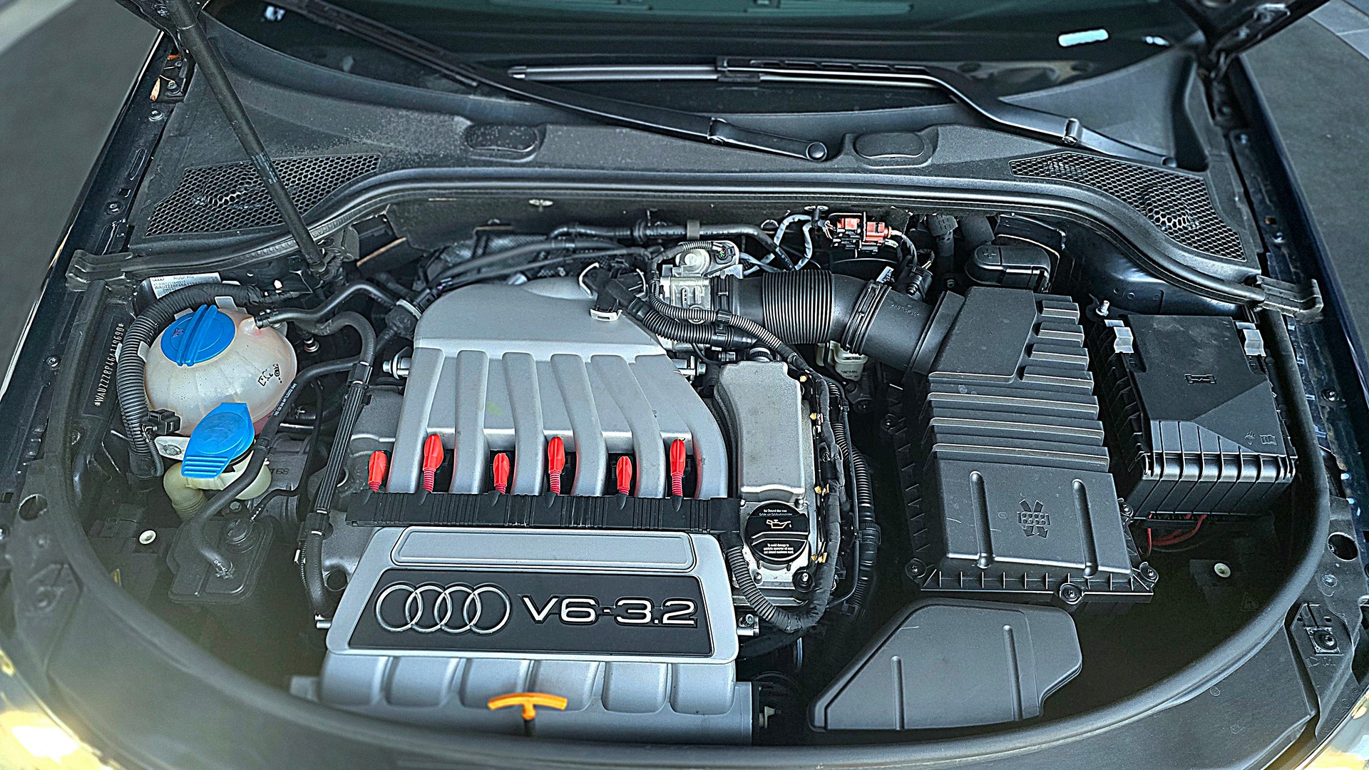 AUDI A3 3.2 Ambition V6 quattro-image-23
