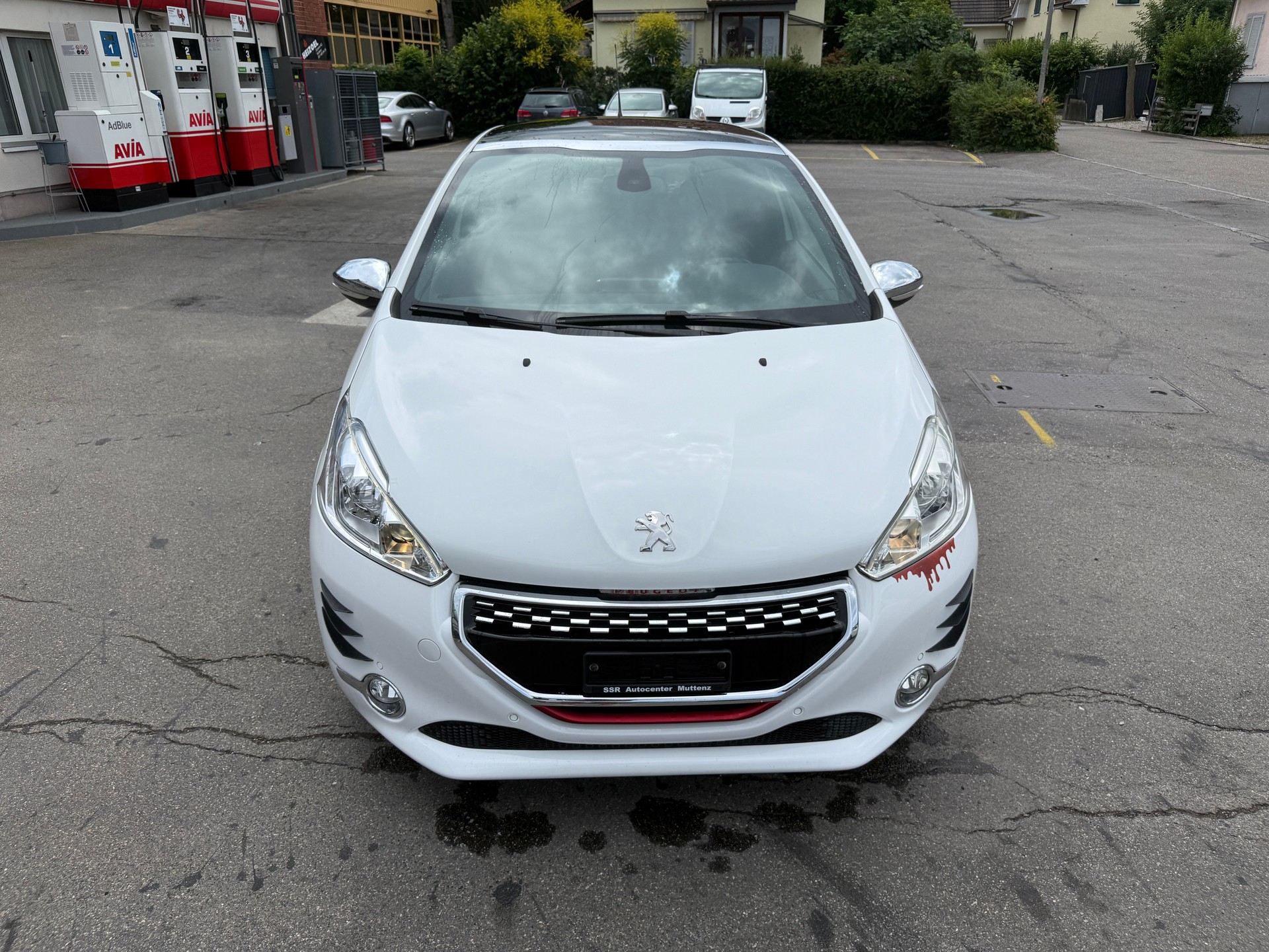 PEUGEOT 208 1.6 Turbo GTi-image-2
