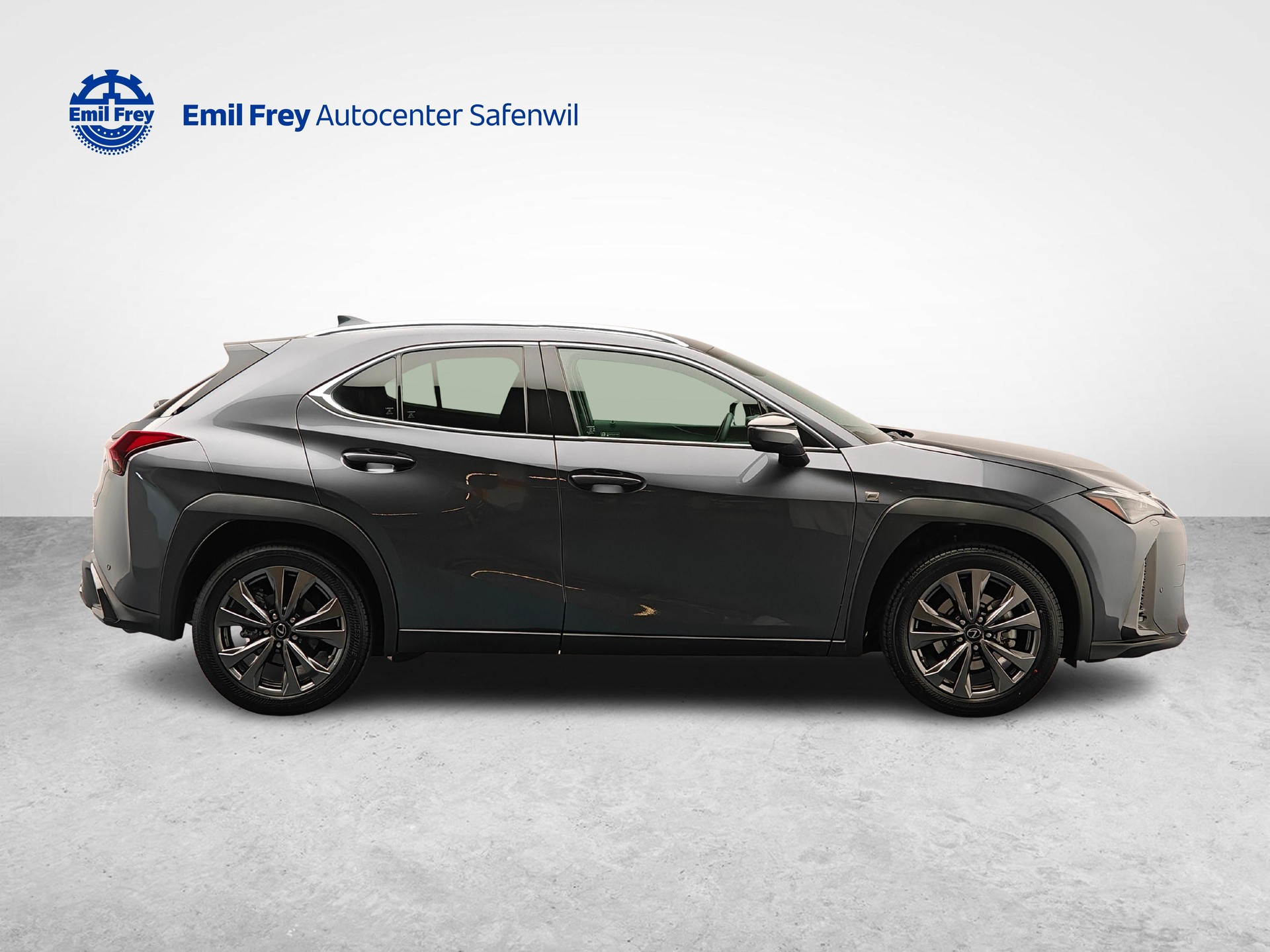 LEXUS UX 250h F-Line-image-5