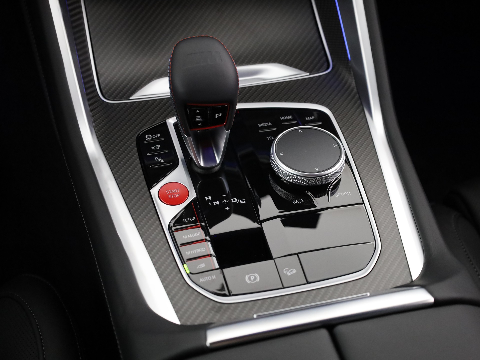 BMW XM 50e Plug-in Hybrid-image-17