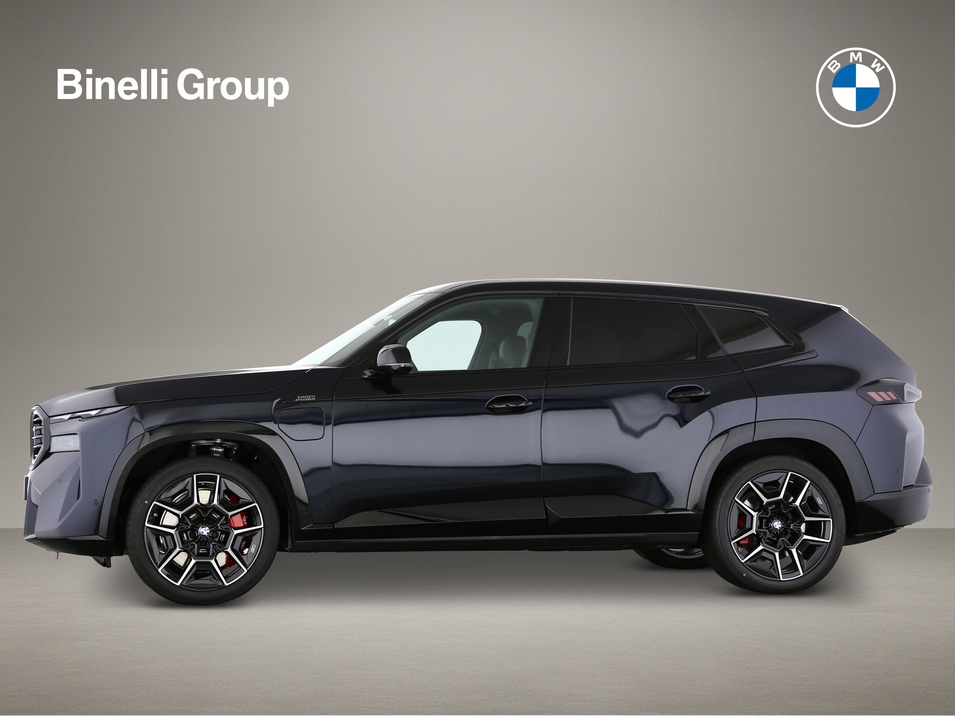 BMW XM 50e Plug-in Hybrid-image-4