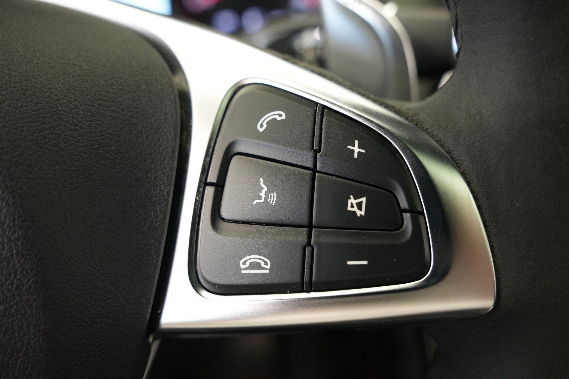 MERCEDES-BENZ GLC 43 AMG 4Matic 9G-Tronic *CH-Fahrzeug* *Luftfahrwerk*-image-20