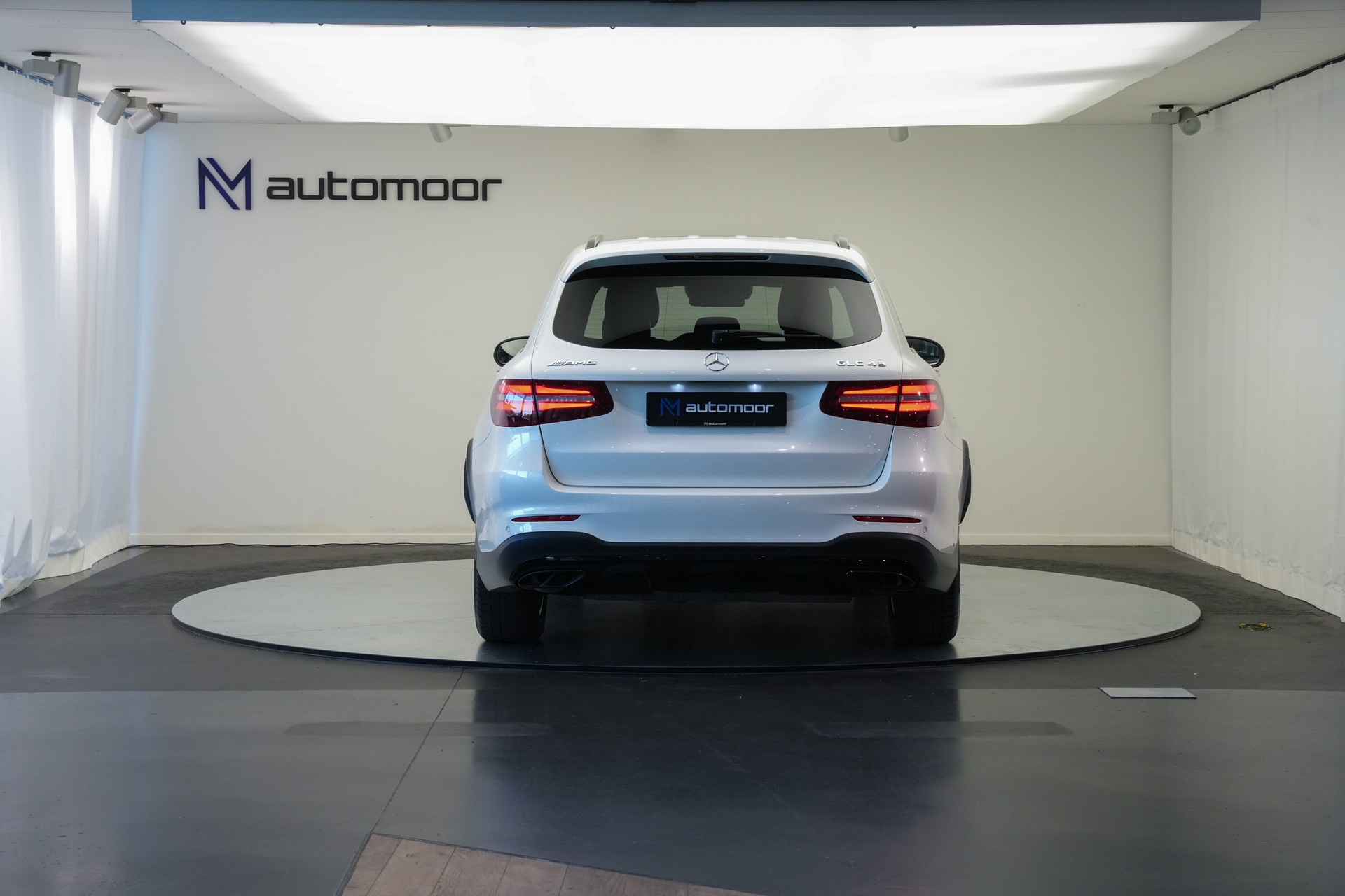 MERCEDES-BENZ GLC 43 AMG 4Matic 9G-Tronic *CH-Fahrzeug* *Luftfahrwerk*-image-5