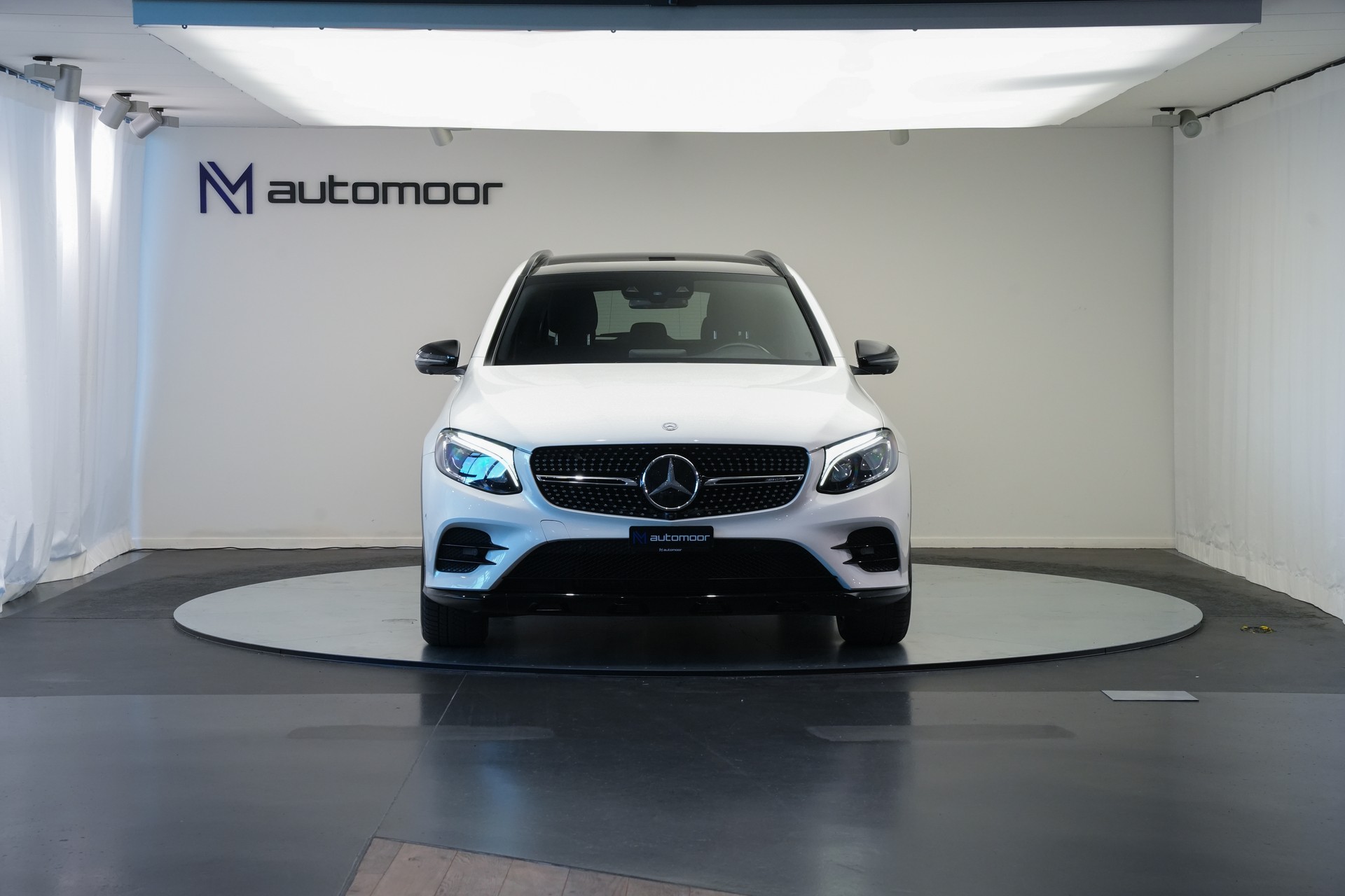 MERCEDES-BENZ GLC 43 AMG 4Matic 9G-Tronic *CH-Fahrzeug* *Luftfahrwerk*-image-1
