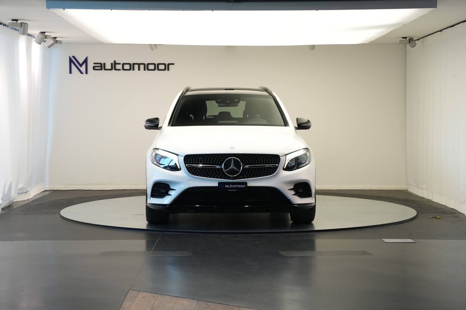 MERCEDES-BENZ GLC 43 AMG 4Matic 9G-Tronic *CH-Fahrzeug* *Luftfahrwerk*-showroom-element-1