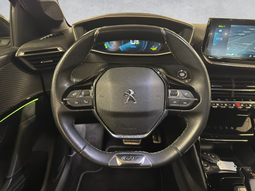 PEUGEOT 208 e-GT-image-11