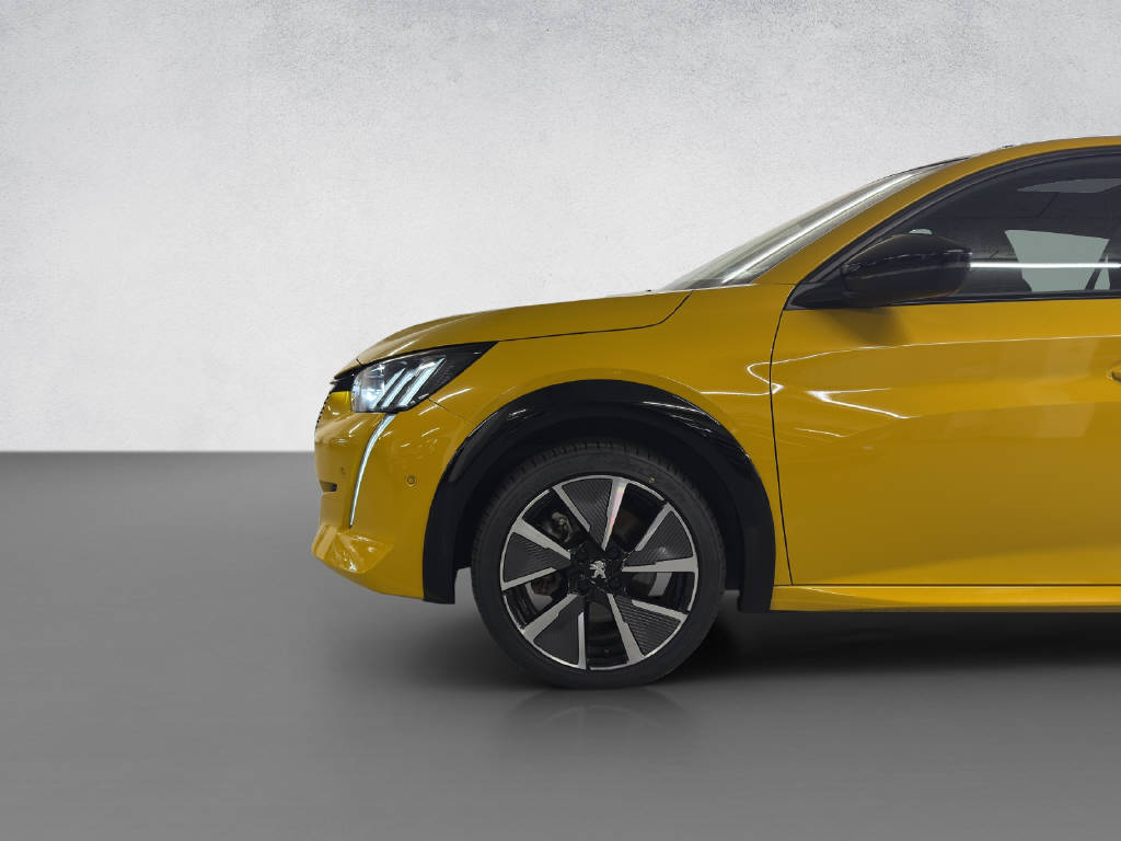 PEUGEOT 208 e-GT-image-6