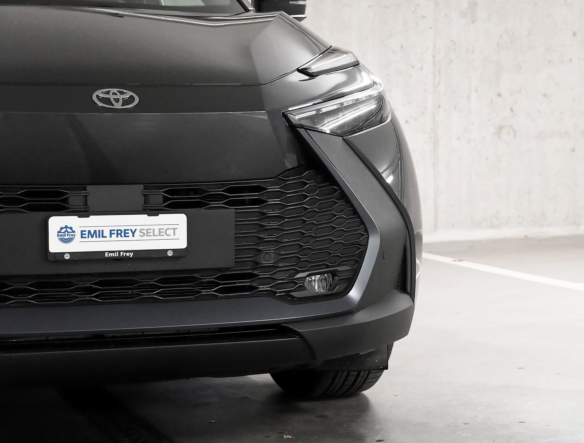 TOYOTA C-HR 2.0 PHEV Swiss Edition-image-10