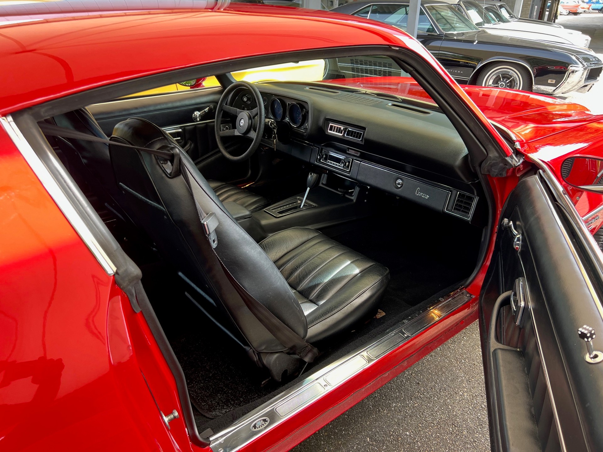 CHEVROLET Camaro LT-image-9