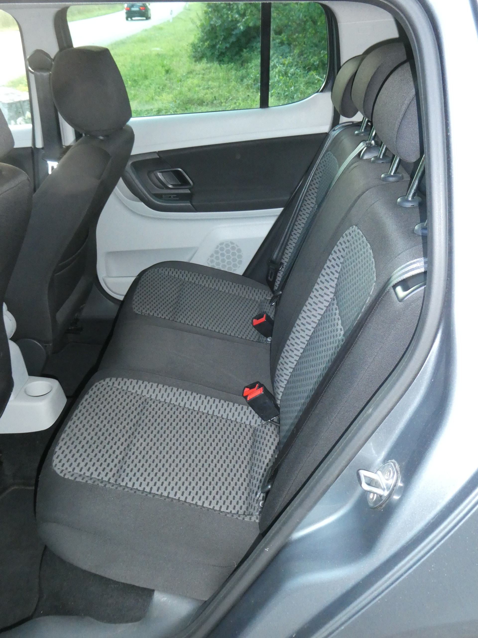 SKODA Fabia 1.2 TSI Ambition Plus DSG-image-10