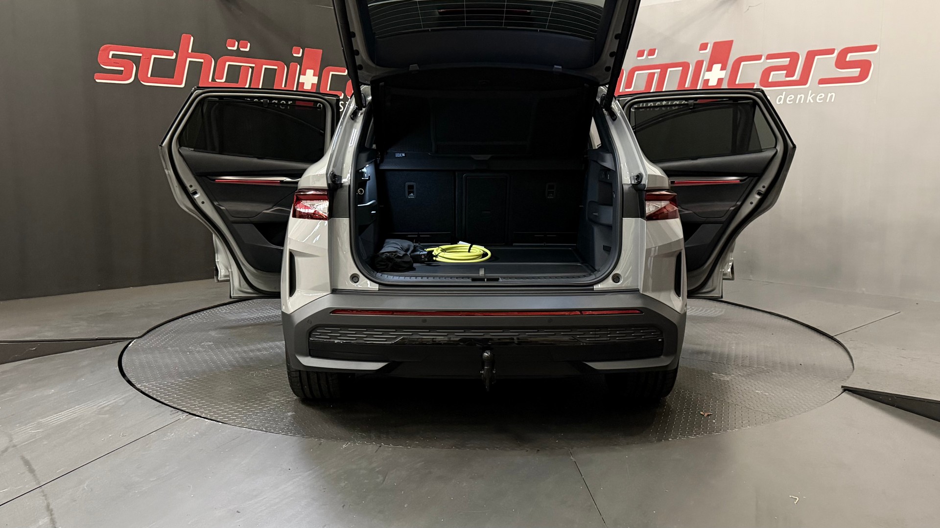 SKODA Elroq RS 4x4-image-5