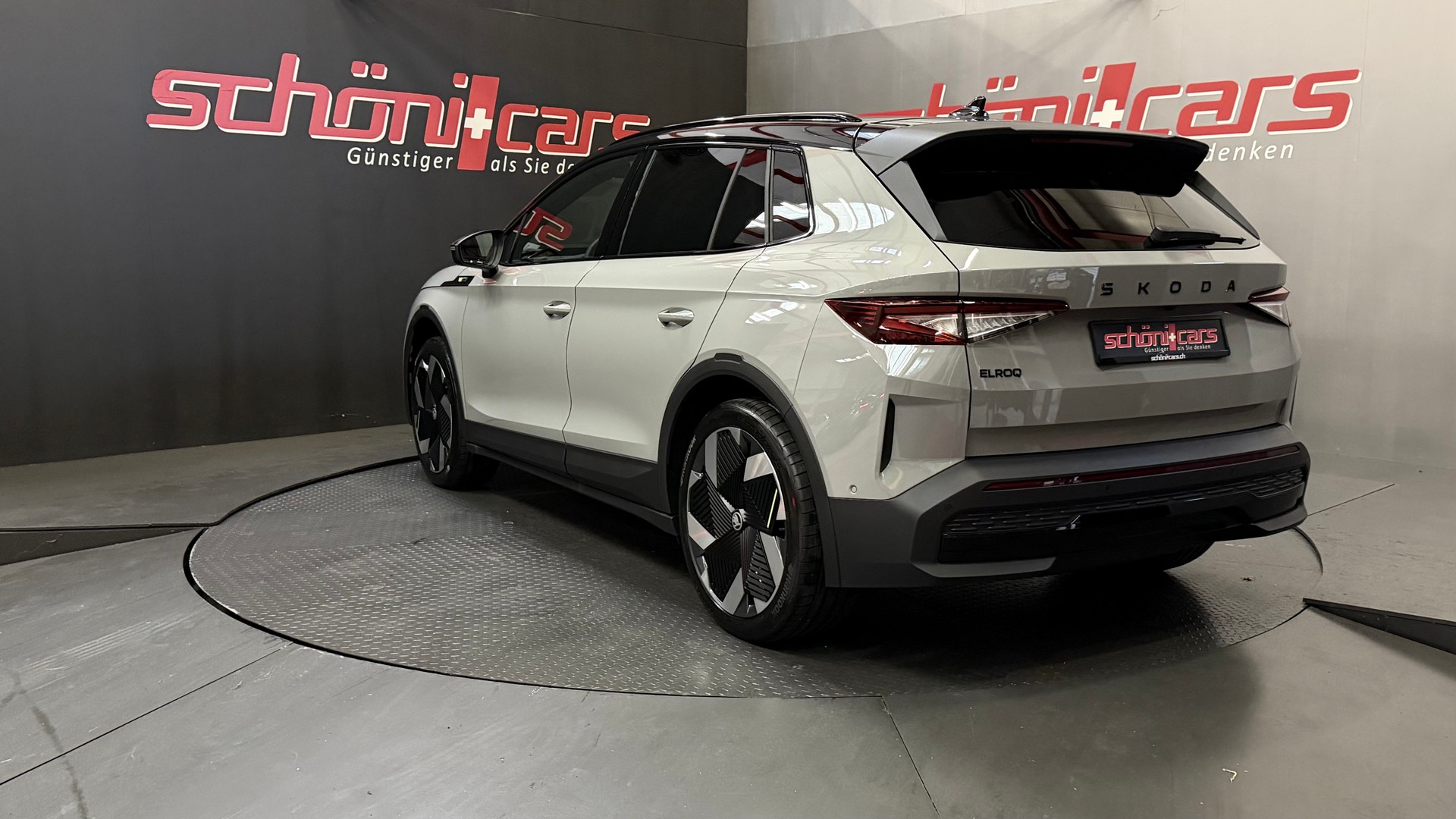 SKODA Elroq RS 4x4-showroom-element-3