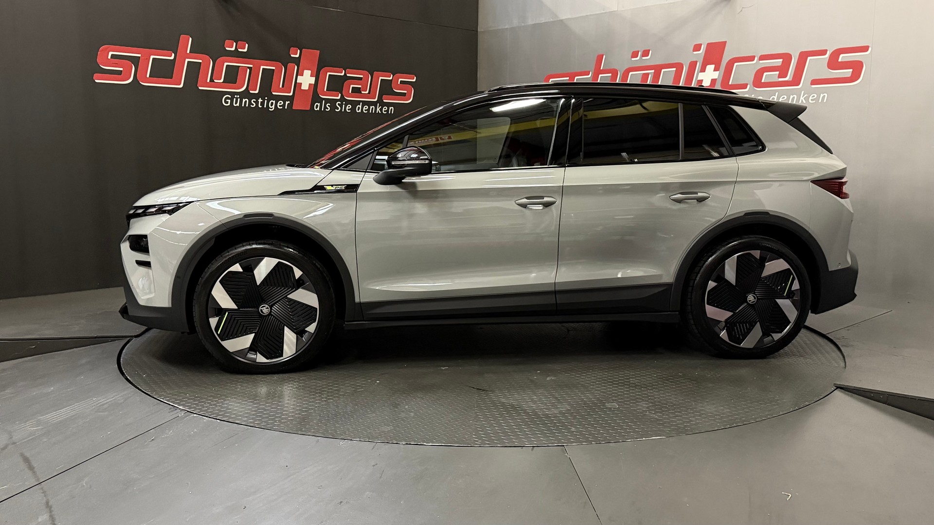 SKODA Elroq RS 4x4-showroom-element-2