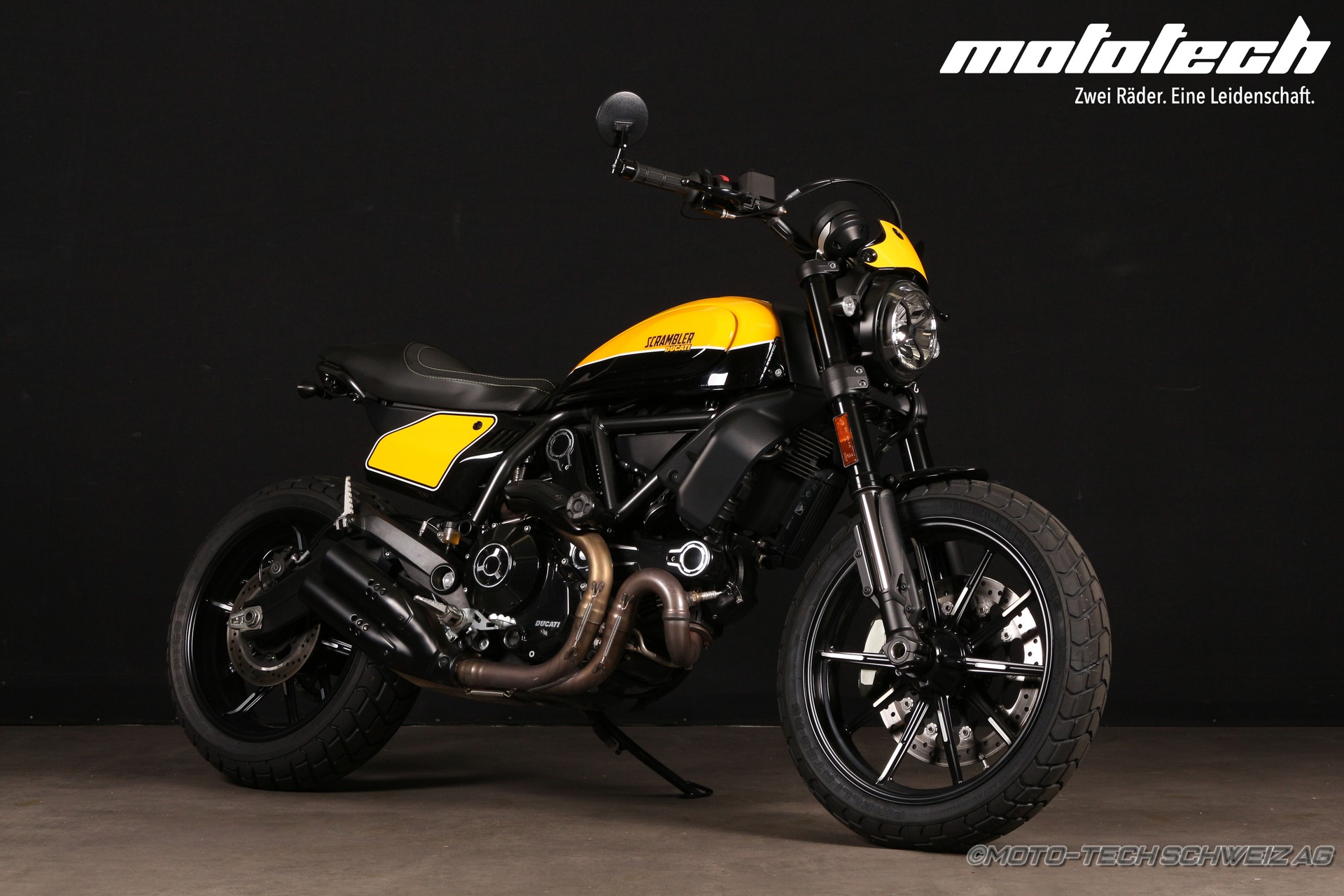 DUCATI Scrambler 800 Full Throttle