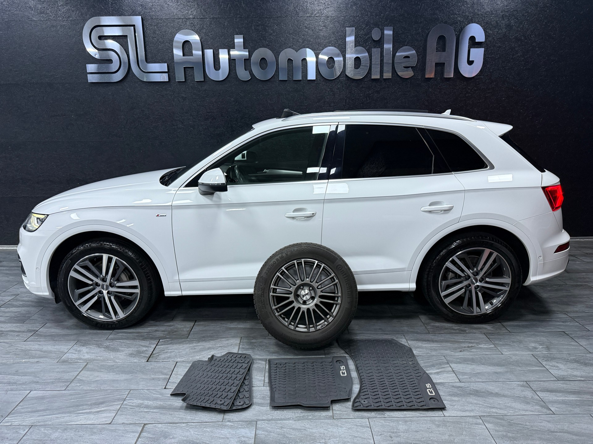 AUDI Q5 2.0 TDI sport quattro S-tronic / Vollausstattung / CH Fz 1 Hand-image-8