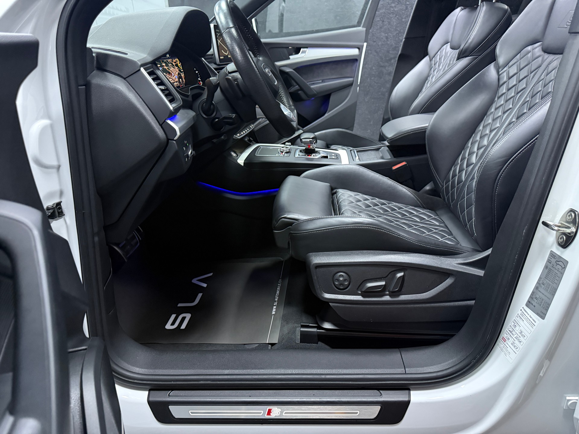AUDI Q5 2.0 TDI sport quattro S-tronic / Vollausstattung / CH Fz 1 Hand-image-11