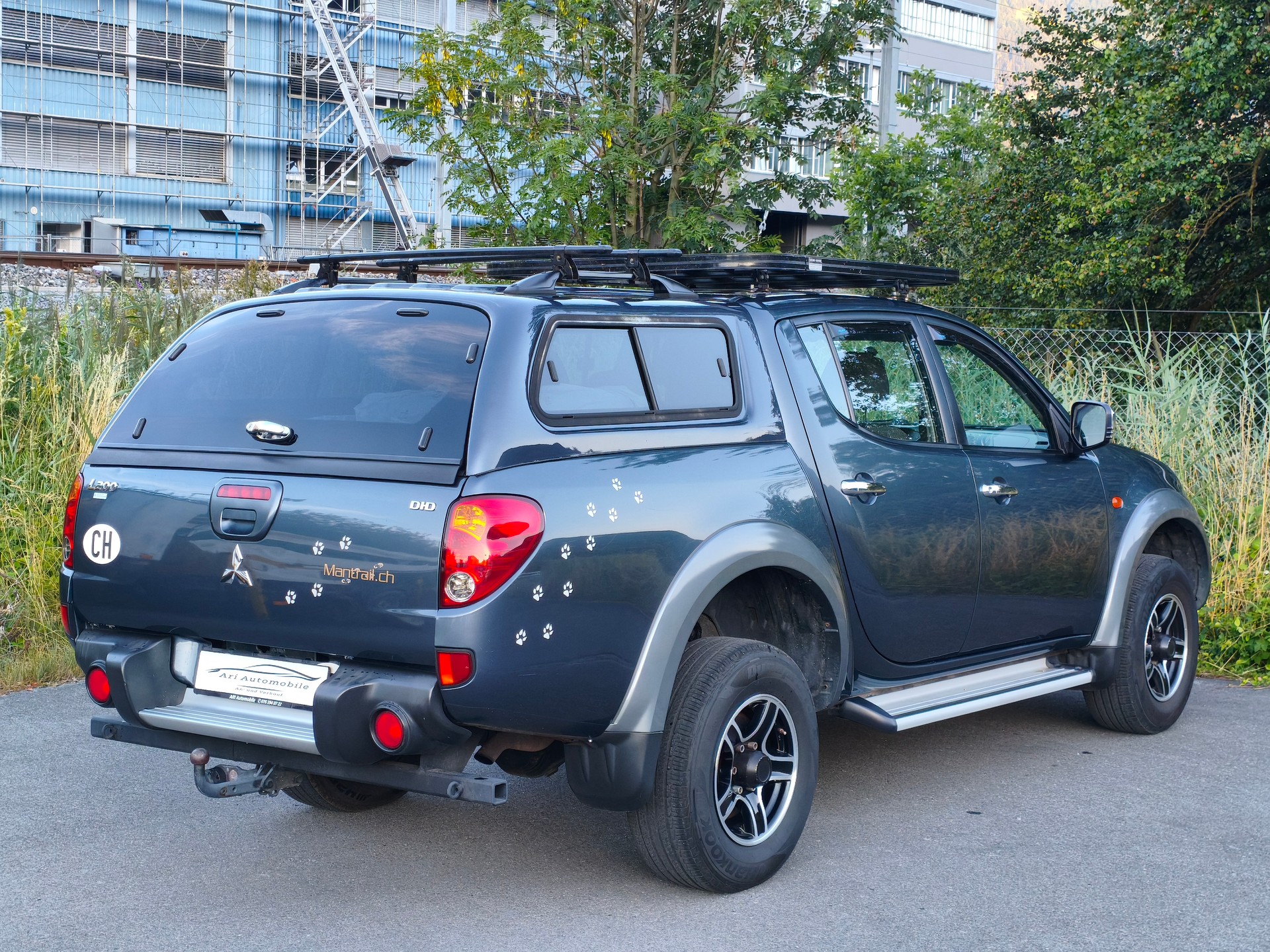 MITSUBISHI L 200 2.5 DID Invite Double Cab-image-6