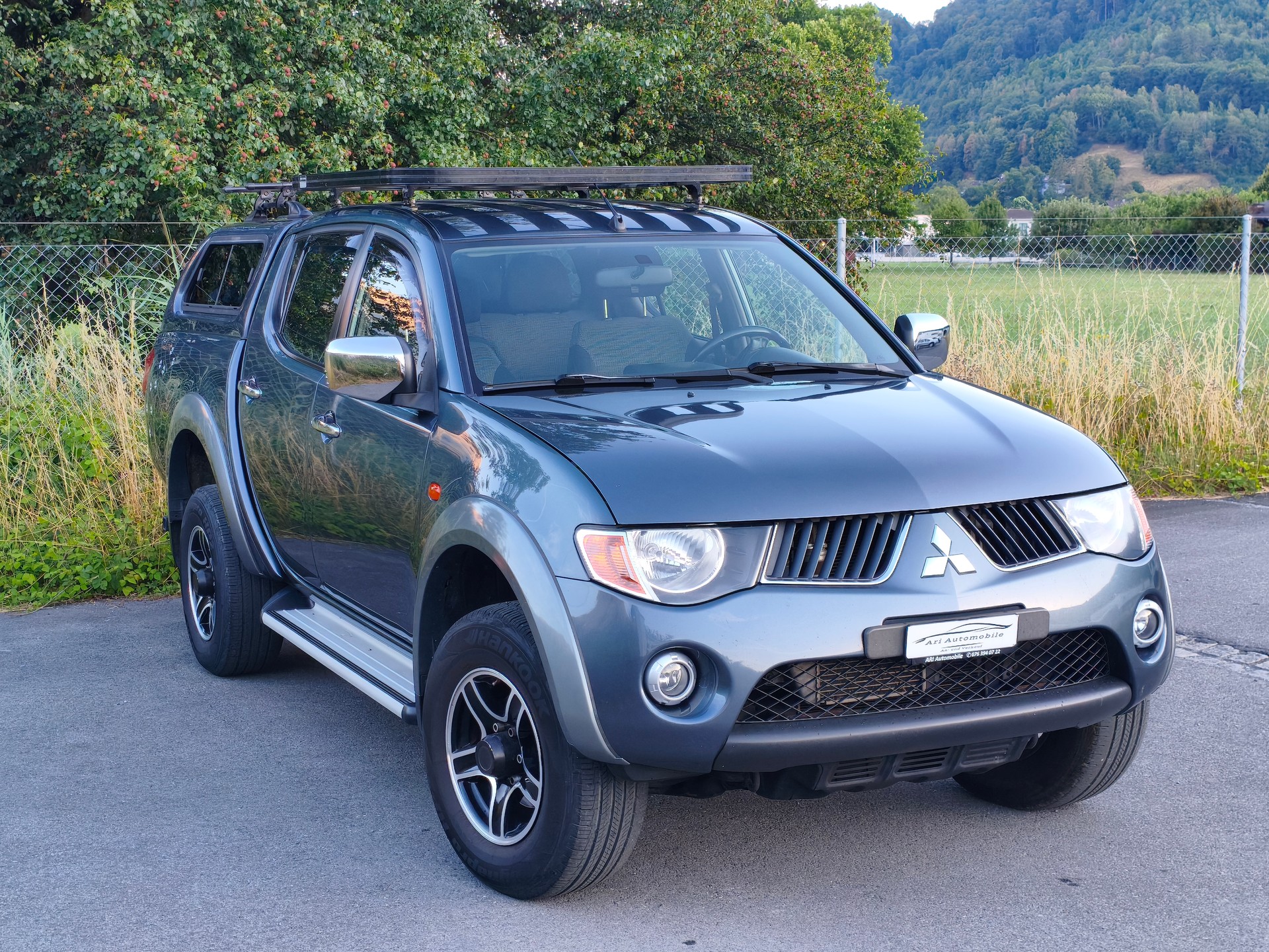MITSUBISHI L 200 2.5 DID Invite Double Cab-image-3