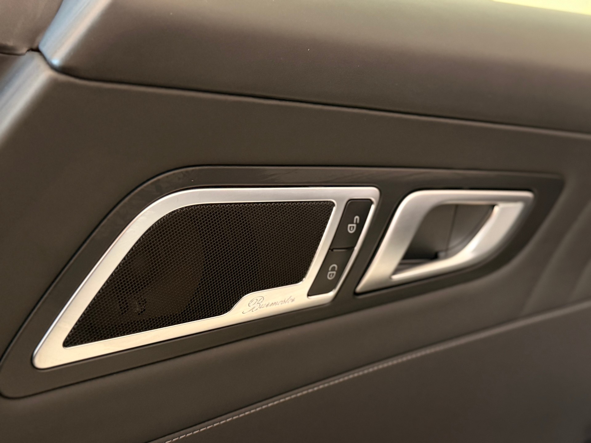 MERCEDES-BENZ AMG GT C Speedshift DCT-image-31
