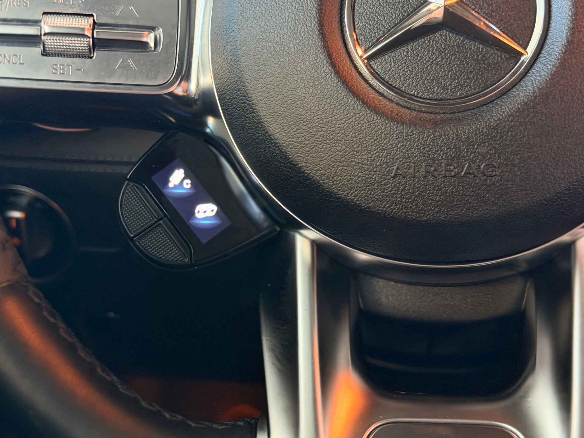 MERCEDES-BENZ AMG GT C Speedshift DCT-image-28