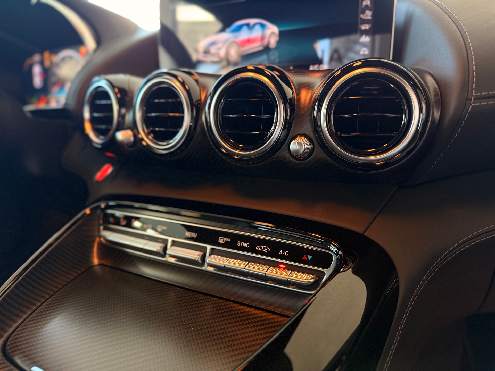 MERCEDES-BENZ AMG GT C Speedshift DCT-image-24