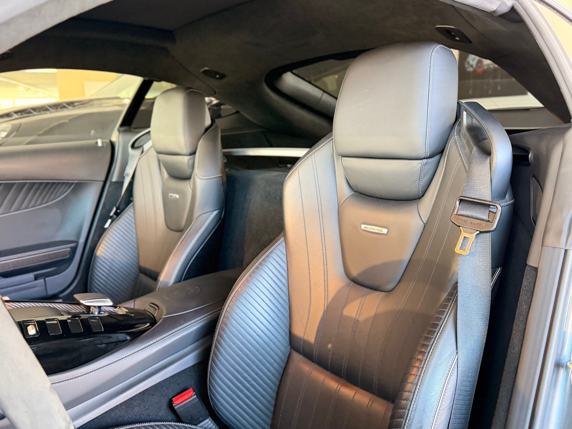 MERCEDES-BENZ AMG GT C Speedshift DCT-image-15