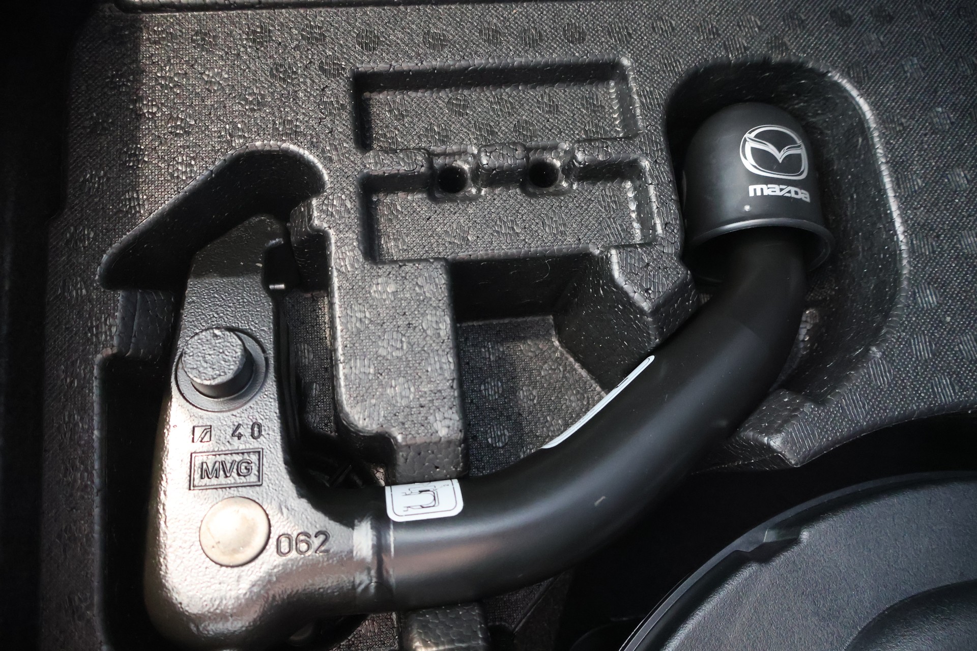 MAZDA CX-30 SKYACTIV-X 186 M Hybrid AWD Revolution Automat-image-25