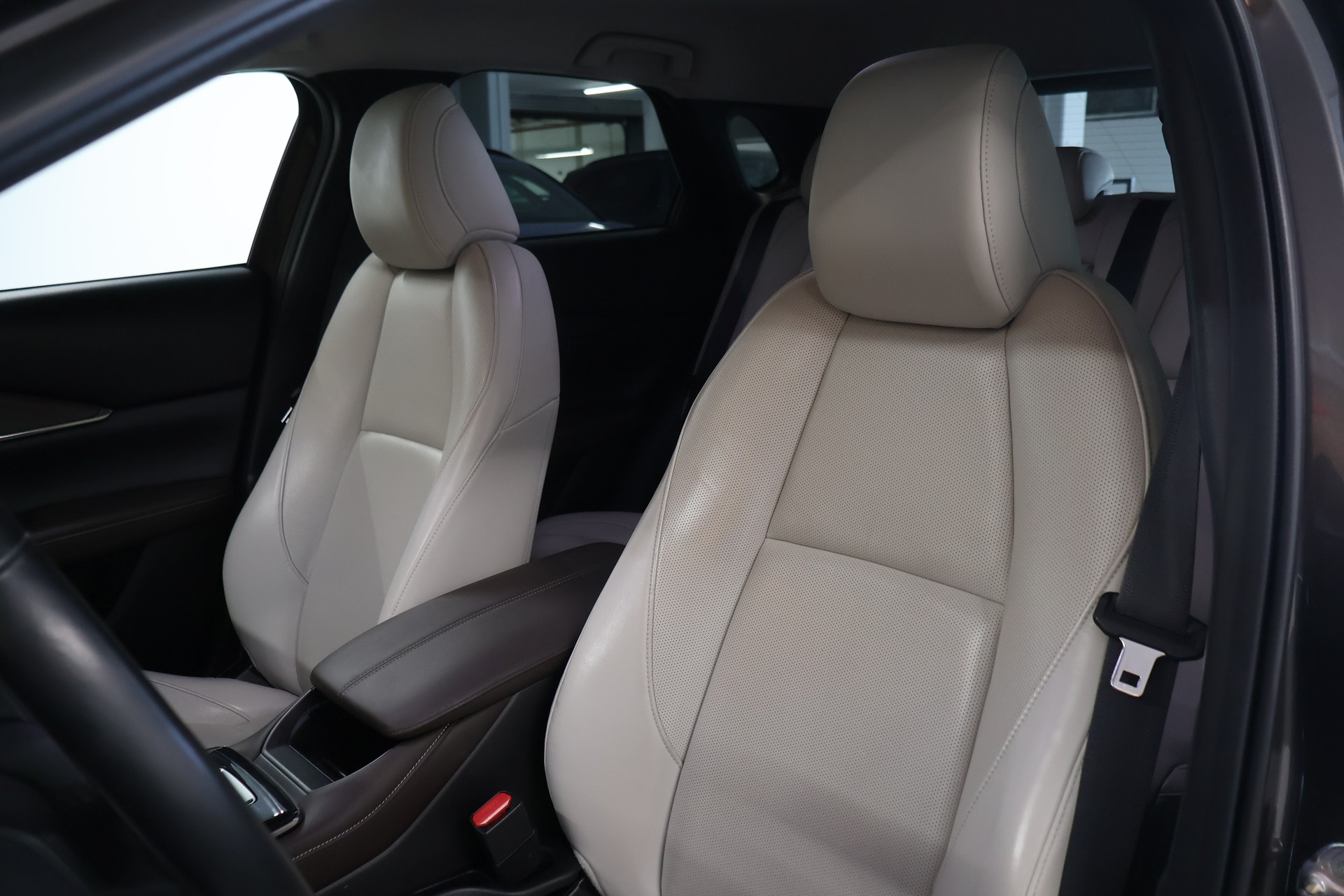 MAZDA CX-30 SKYACTIV-X 186 M Hybrid AWD Revolution Automat-image-9