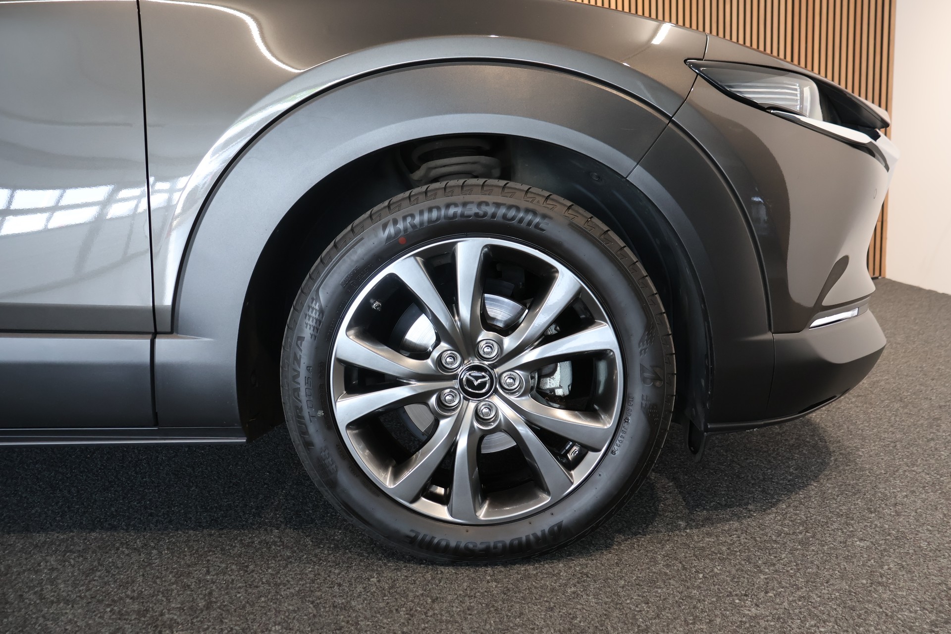 MAZDA CX-30 SKYACTIV-X 186 M Hybrid AWD Revolution Automat-image-27